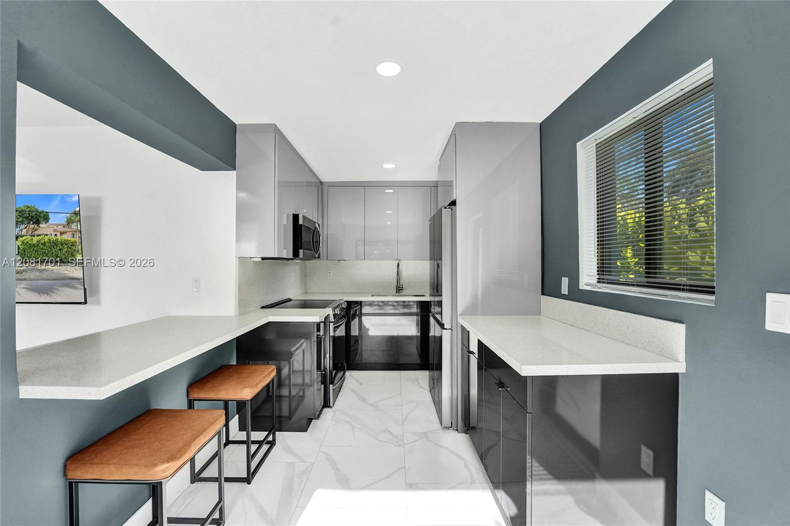 436 SW 4th Ave, Fort Lauderdale FL 33315 photo 5