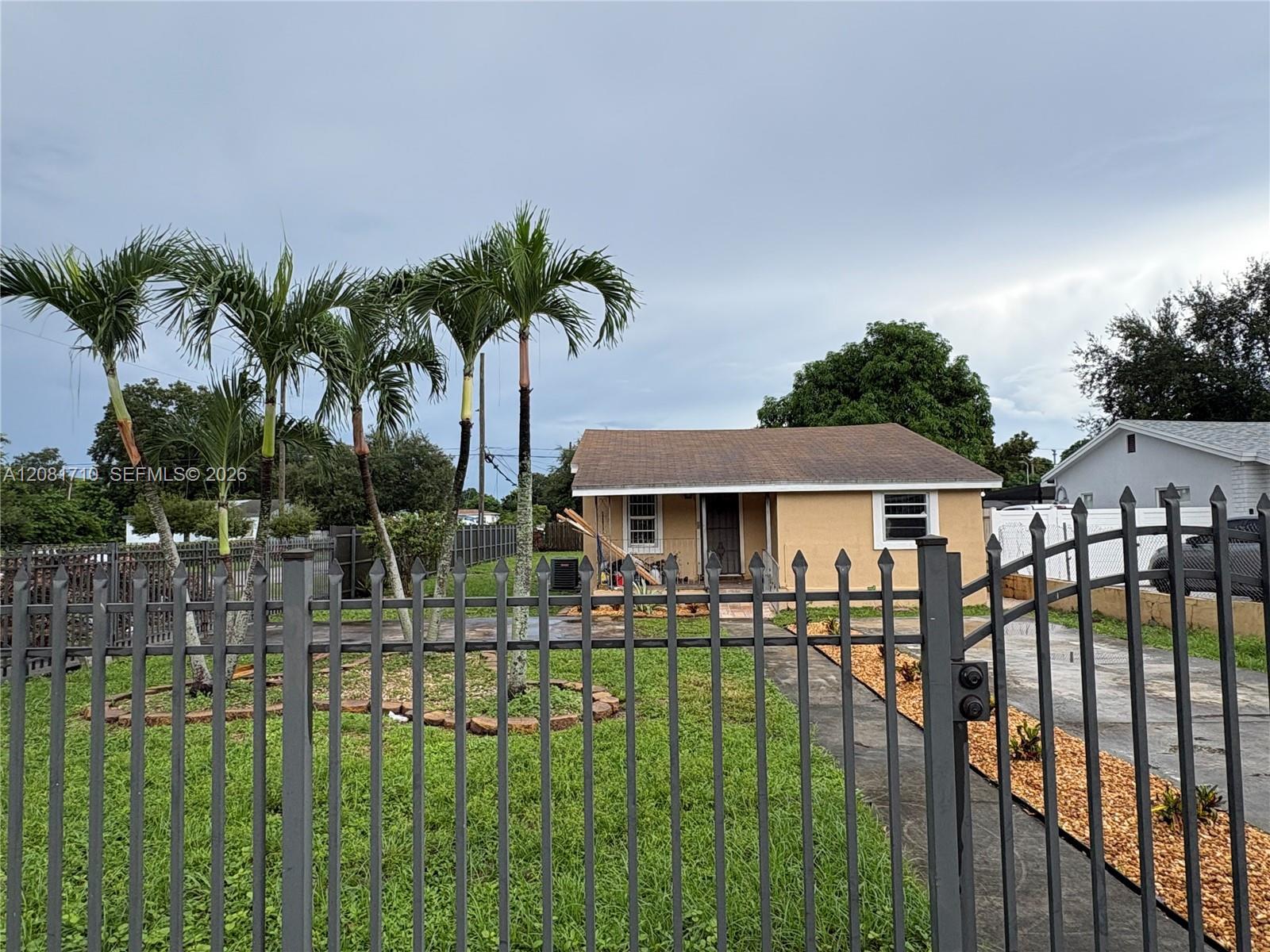 2295 NW 93rd St, Miami FL 33147
