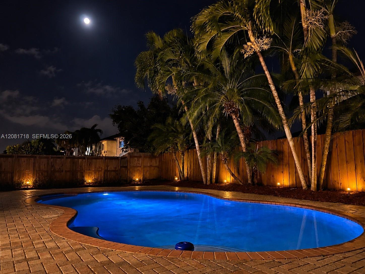 15813 SW 140th St, Miami FL 33196 photo 3
