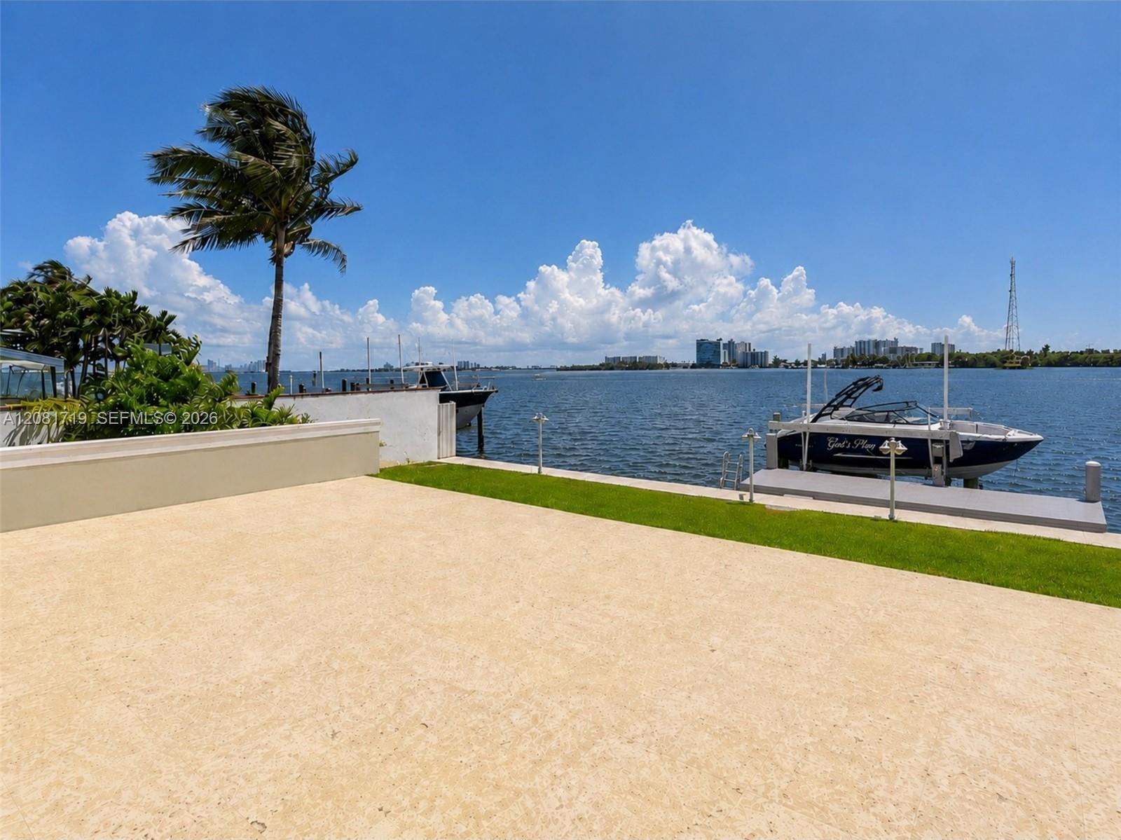 8041 NE Bayshore Ct # 8041, Miami FL 33138