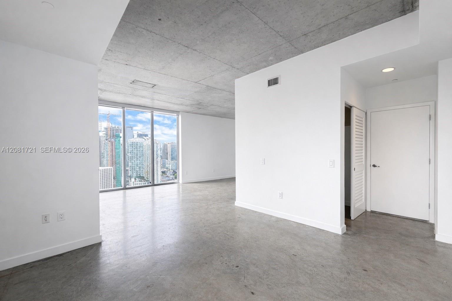 151 SE 1st St # 3001, Miami FL 33131 photo 5