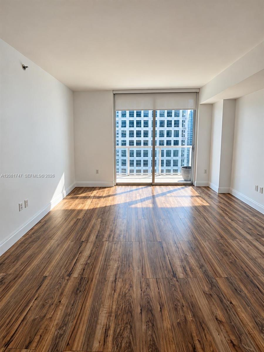 500 Brickell Ave # 2504, Miami FL 33131 photo 3