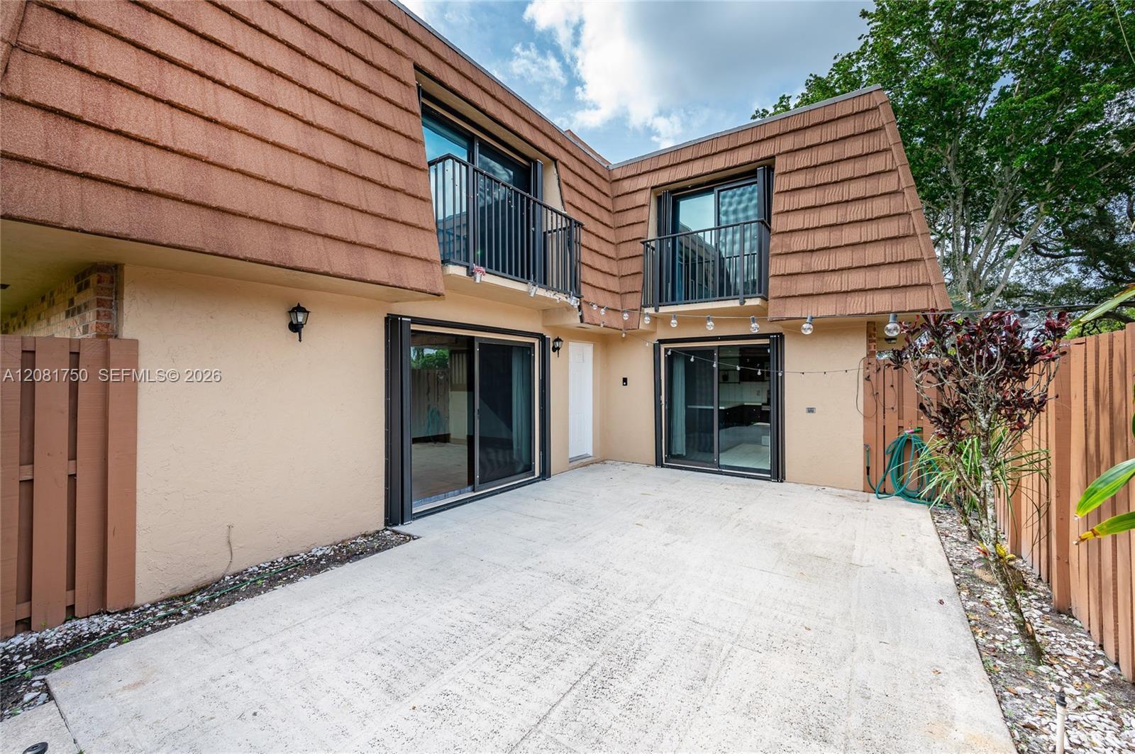 2536 Camelot Ct # 2536, Cooper City FL 33026 photo 4