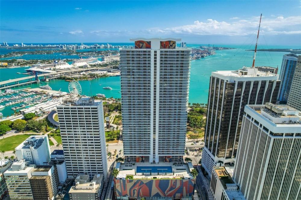 50 Biscayne Blvd # 3211, Miami FL 33132 photo 2