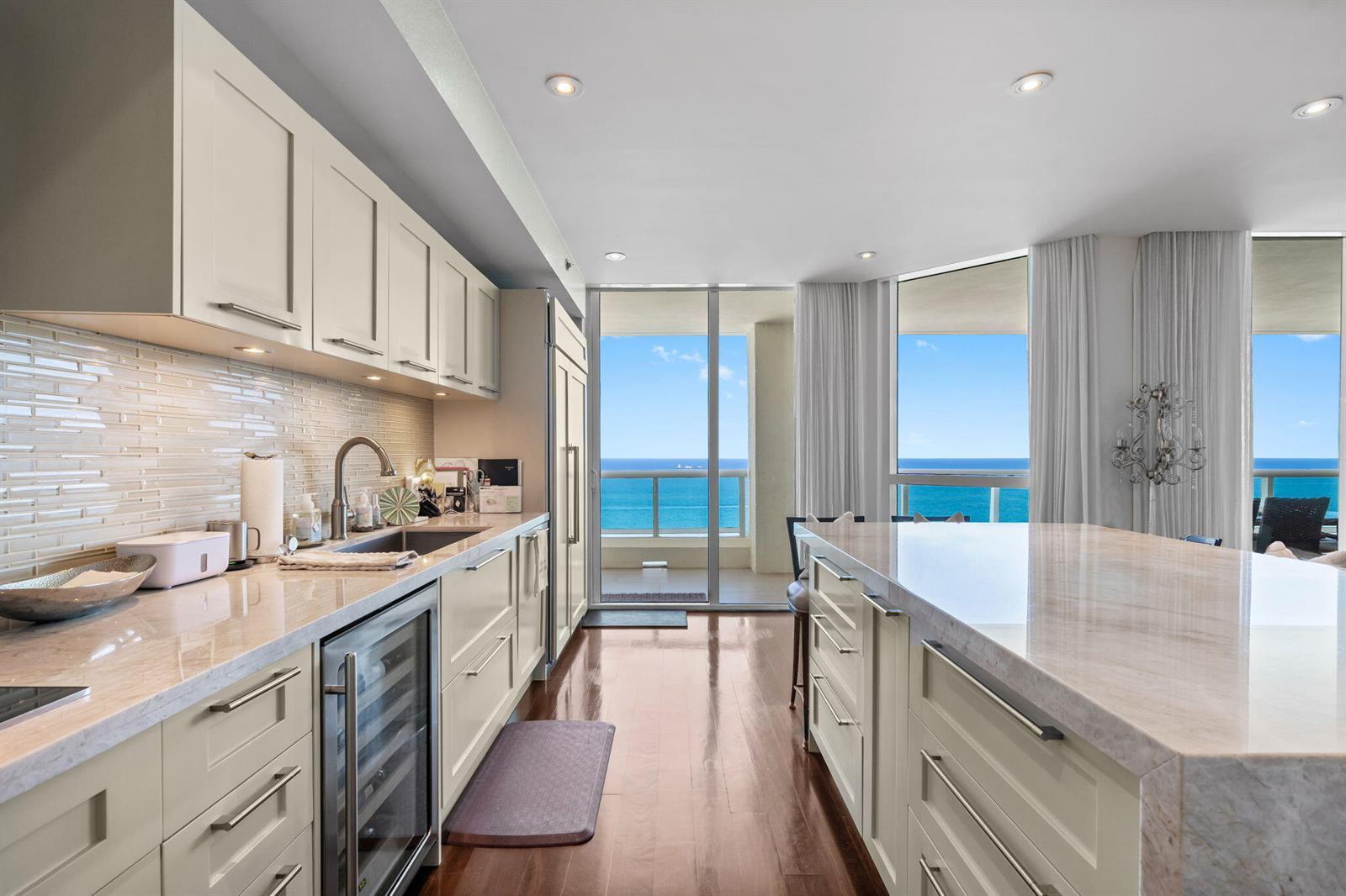101 S FORT LAUDERDALE BEACH Boulevard # 2303, Fort Lauderdale FL 33316 photo 5