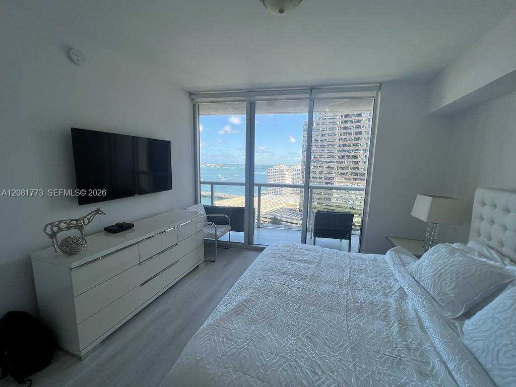 485 Brickell Ave # 2109, Miami FL 33131 photo 5