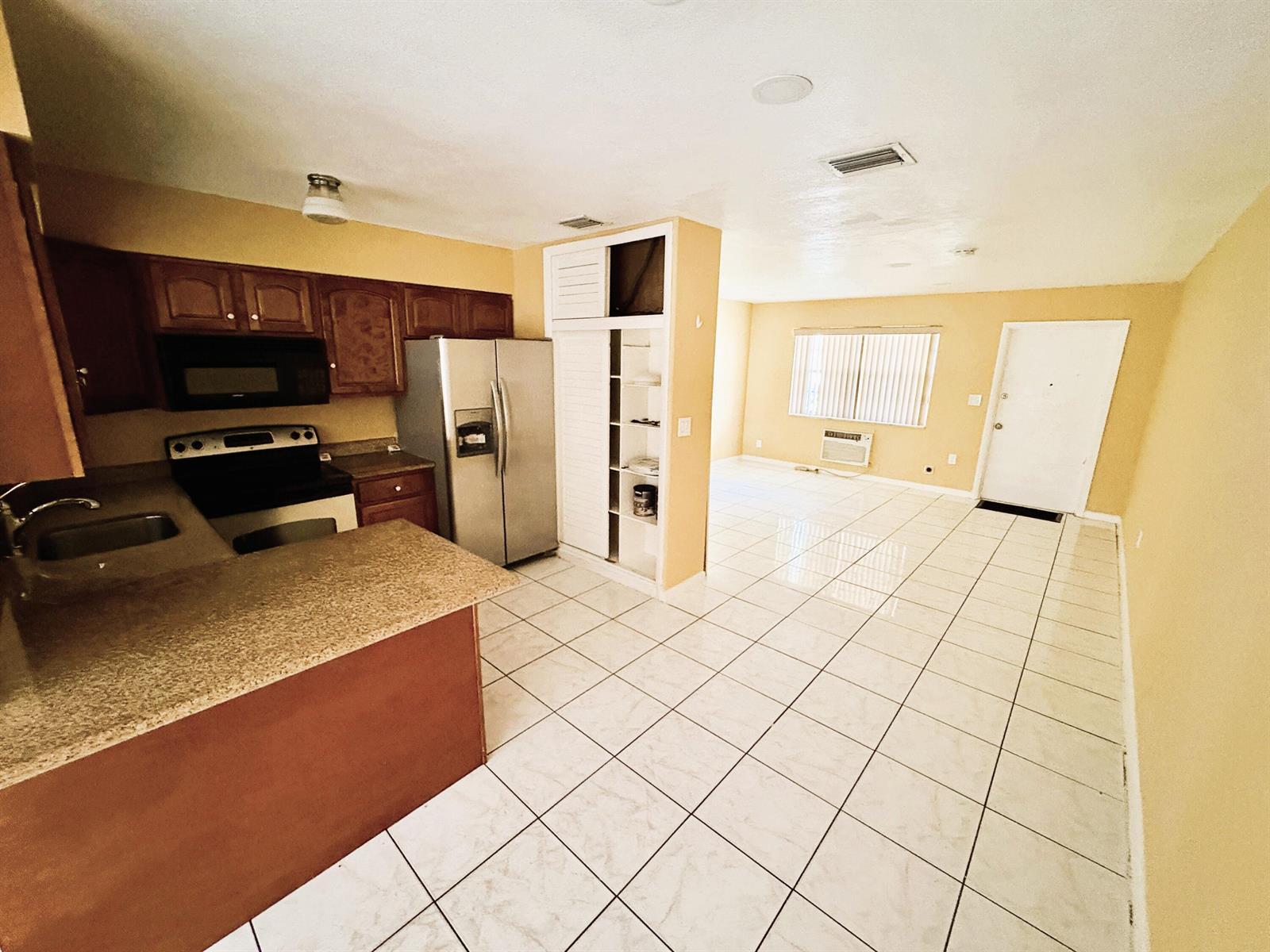 1685 NW 60TH Avenue # B, Sunrise FL 33313 photo 5