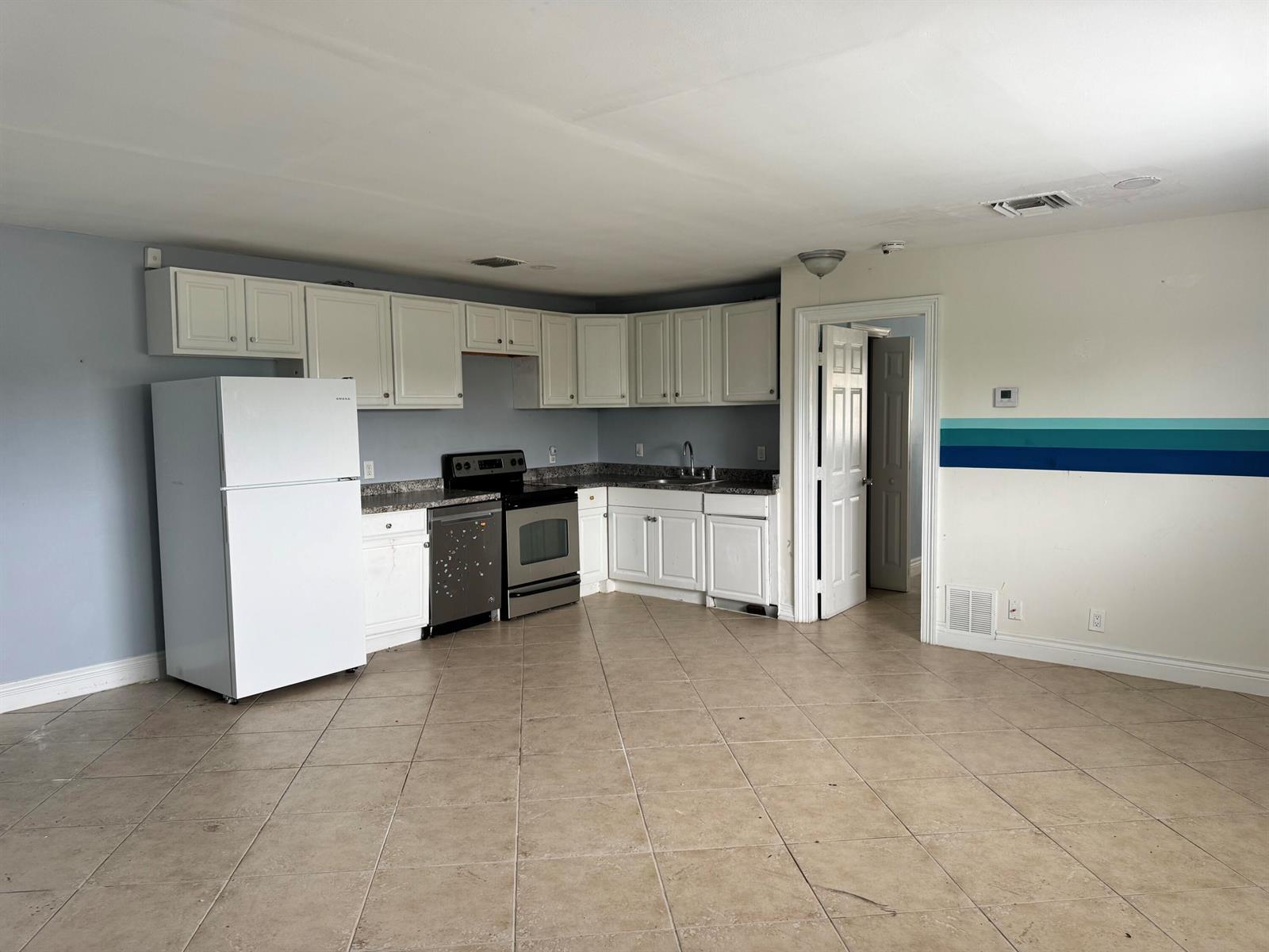 1829 N A Street # 14, FL 33460 photo 3