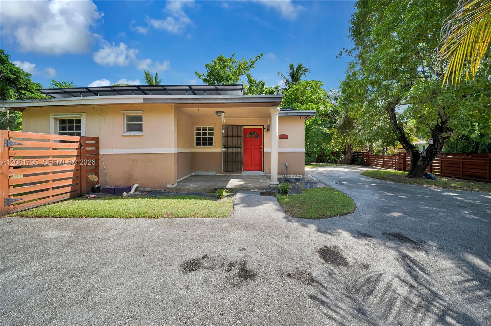 6401 SW 63rd Ct, South Miami FL 33143 photo 4