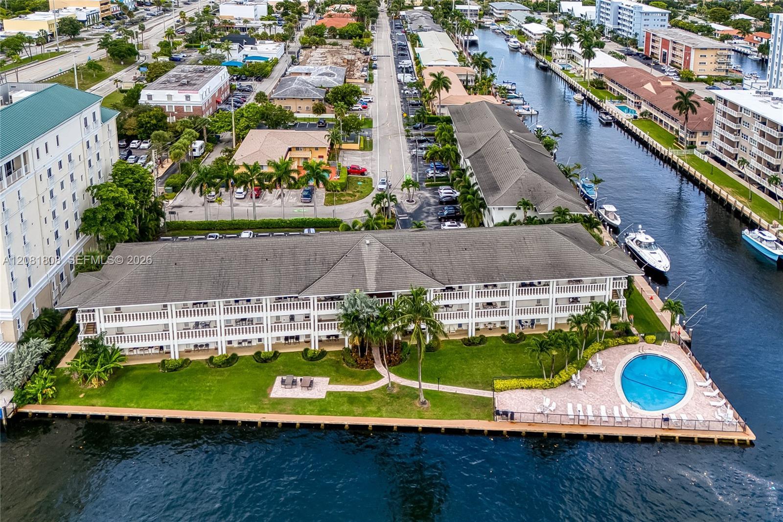 2895 NE 32nd St # 205, Fort Lauderdale FL 33306 photo 2