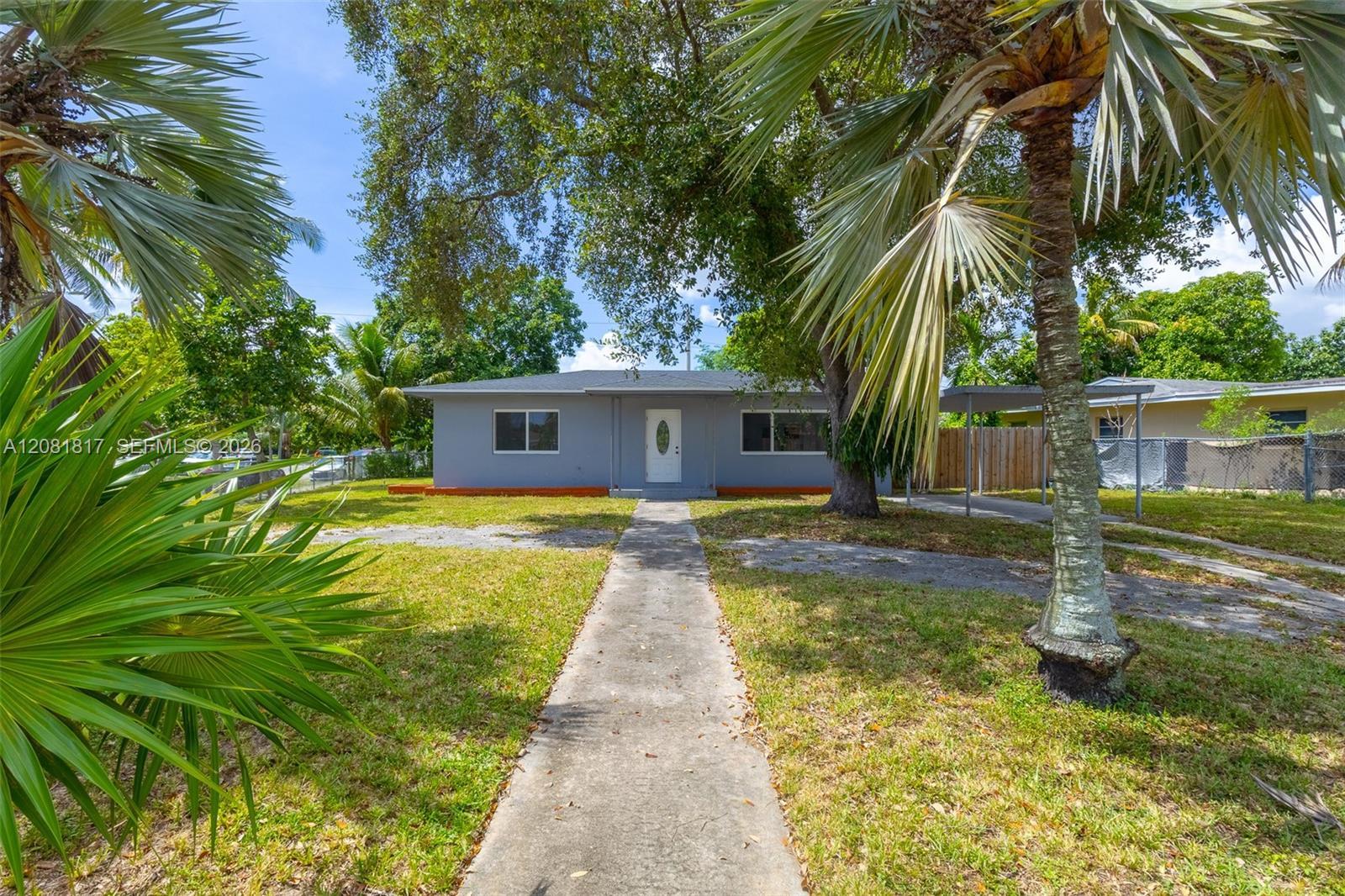 950 NE 164th St, North Miami Beach FL 33162 photo 2