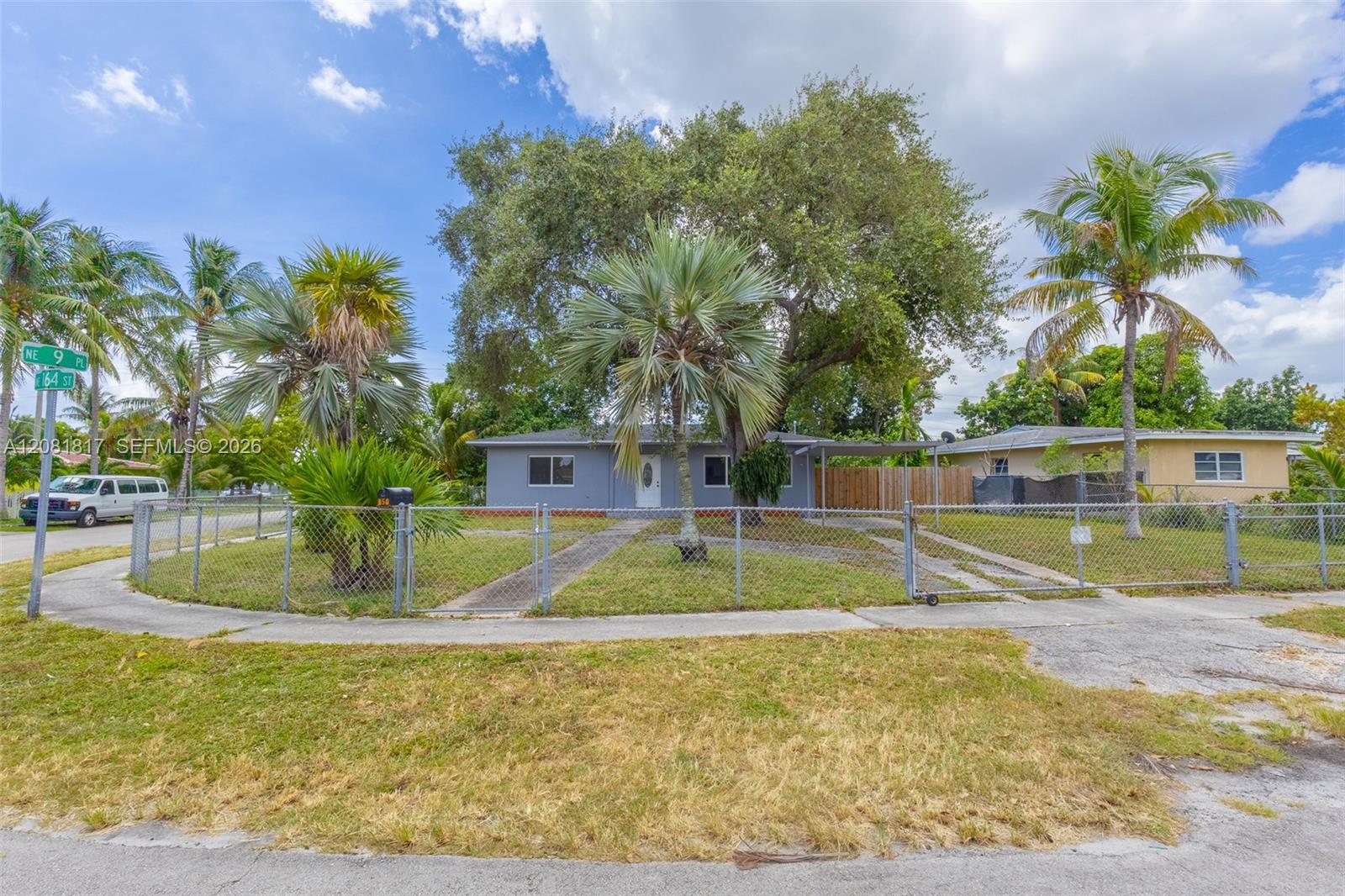 950 NE 164th St, North Miami Beach FL 33162 photo 3