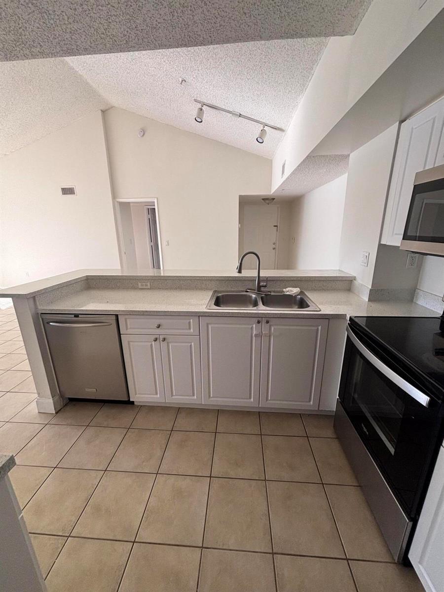 3870 LYONS Road # 305, Coconut Creek FL 33073 photo 2