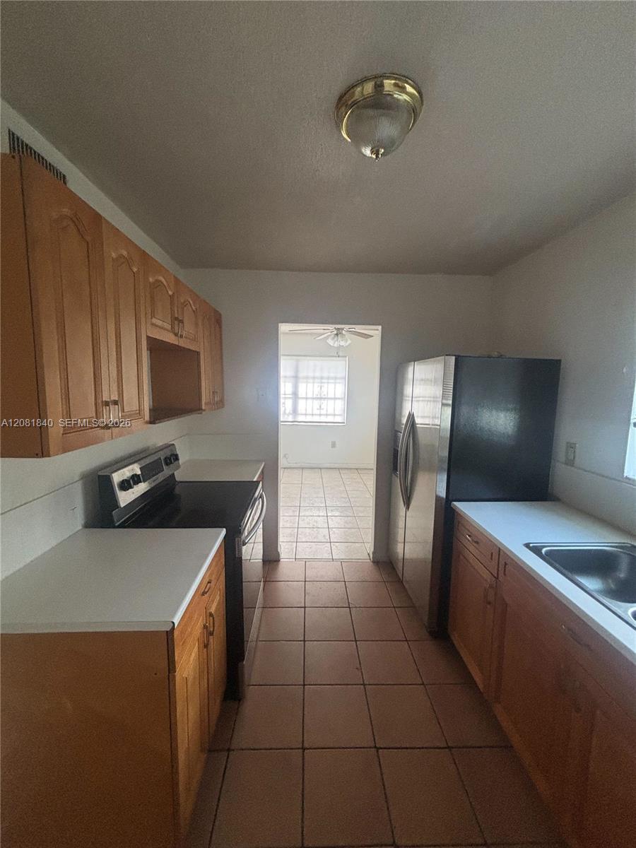 15813 NW 38th Pl # 15813, Miami Gardens FL 33054 photo 2