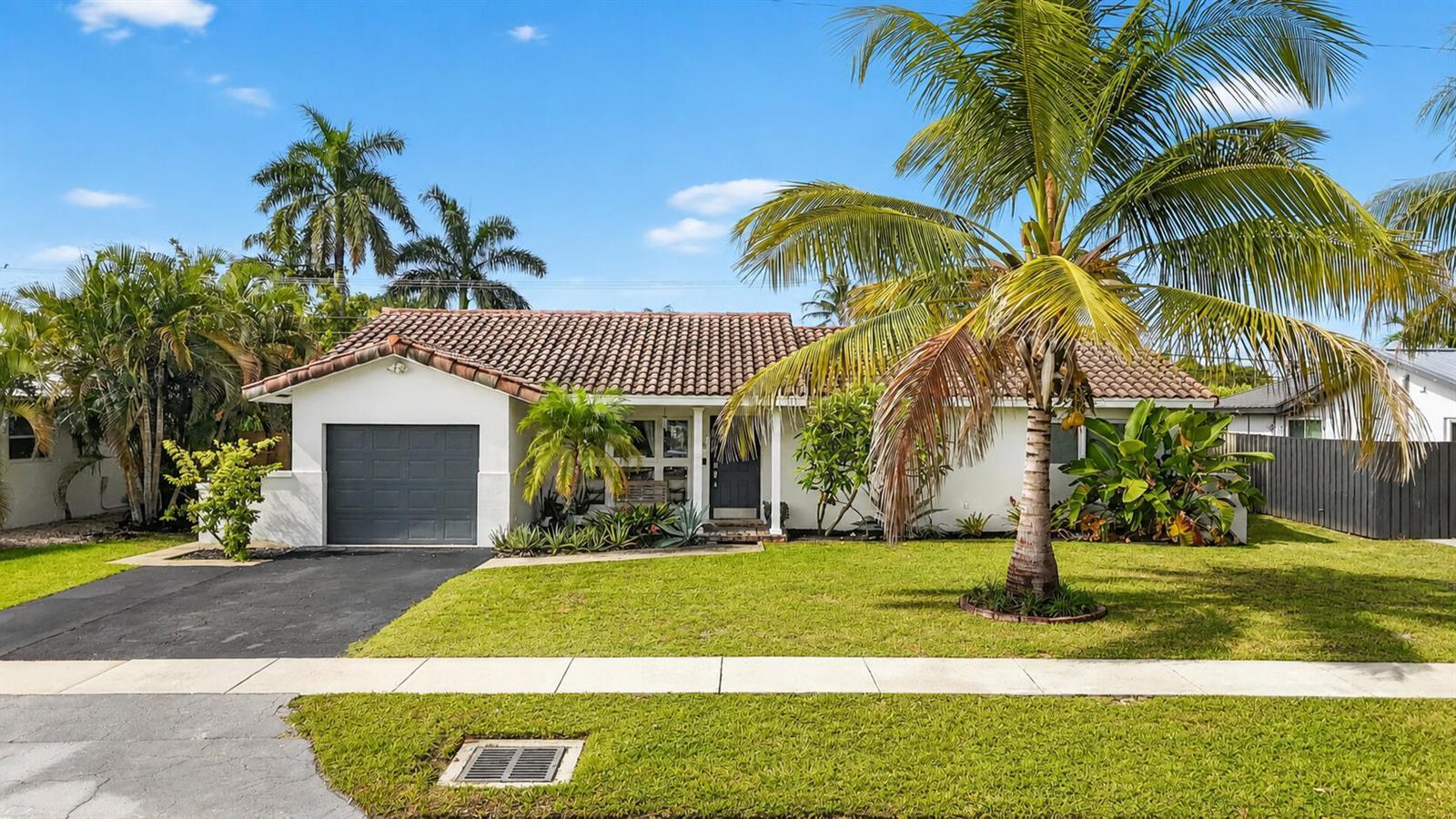 438 SW 9TH Avenue, Boca Raton FL 33486