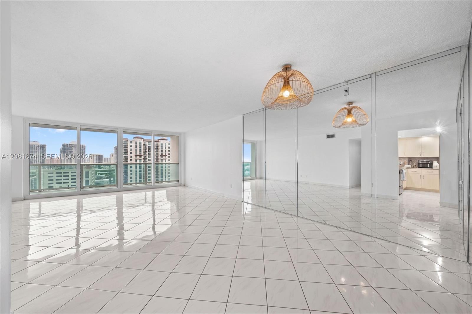 100 Bayview Dr # 1428, Sunny Isles Beach FL 33160 photo 2