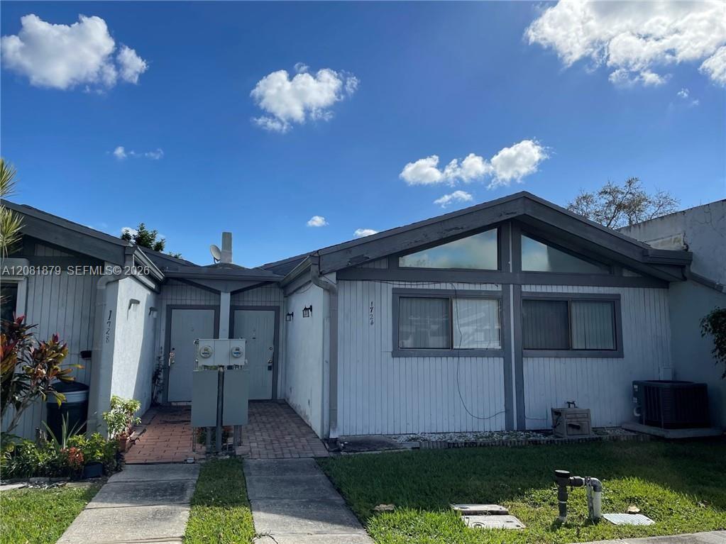 1724 NW 73rd Ave # 57, Plantation FL 33313