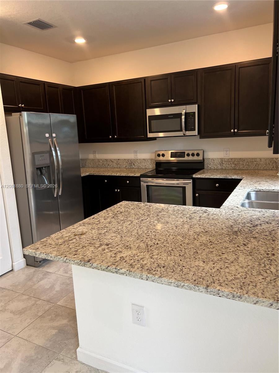 20578 NE 2nd Ct, Miami FL 33179 photo 3