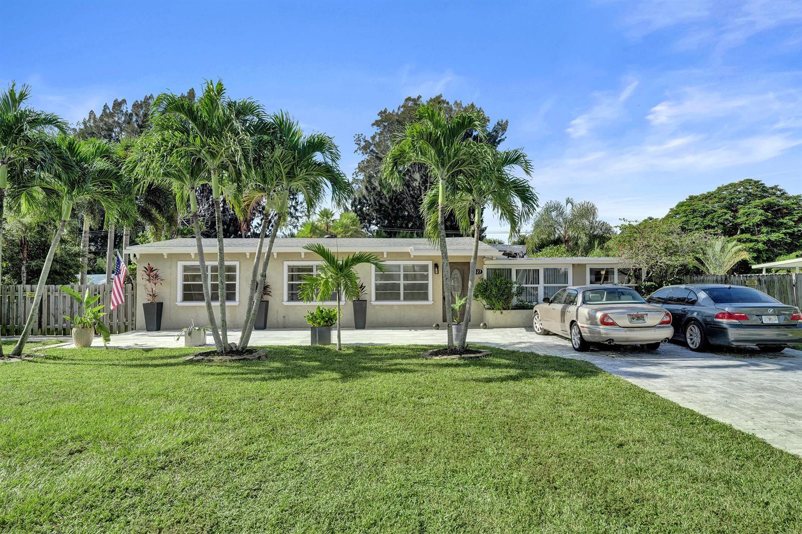 3127 Carol Avenue, Palm Springs FL 33461 photo 2
