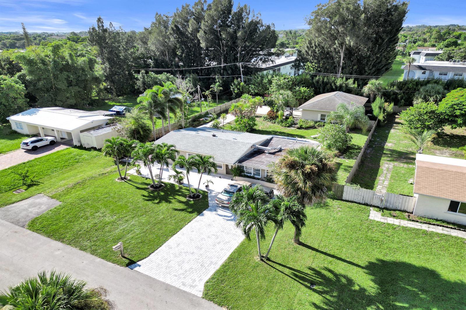 3127 Carol Avenue, Palm Springs FL 33461 photo 5