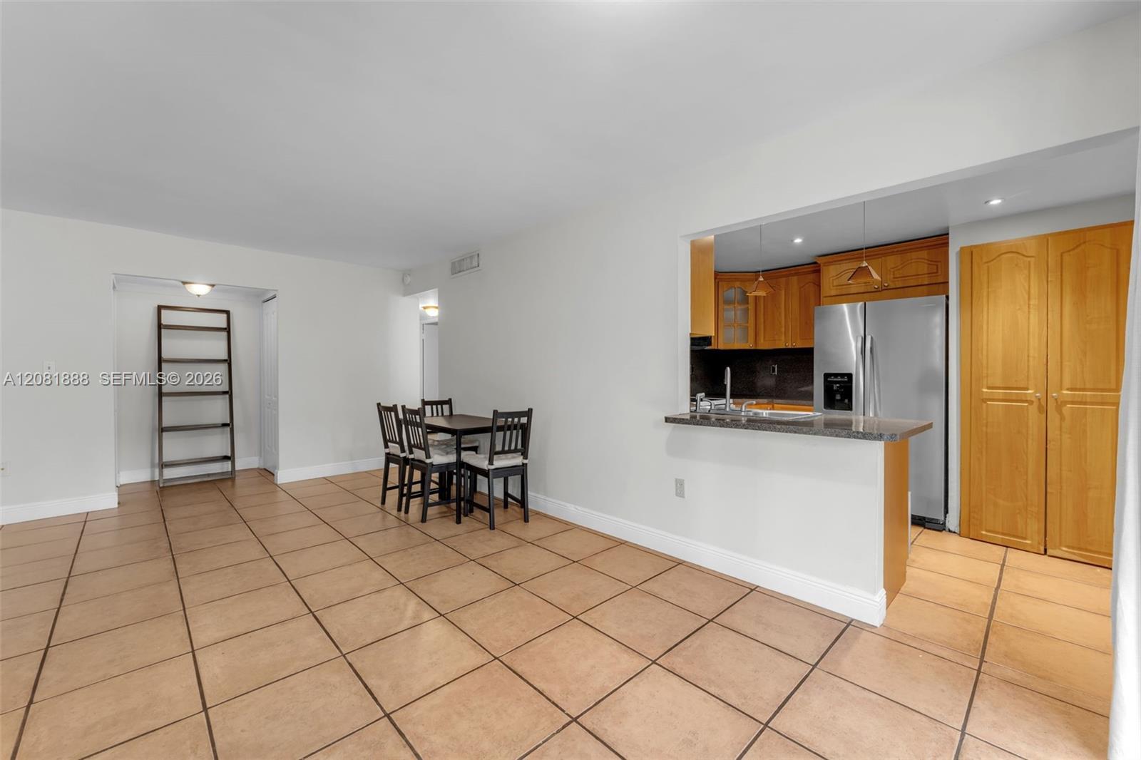10020 NW 9th St Cir # 103, Miami FL 33172 photo 5