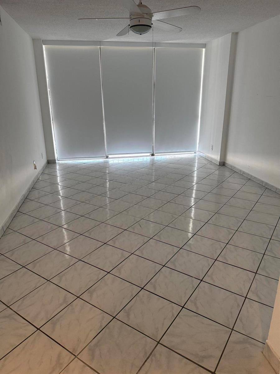 1000 PARKVIEW Drive # 424, Hallandale Beach FL 33009 photo 3