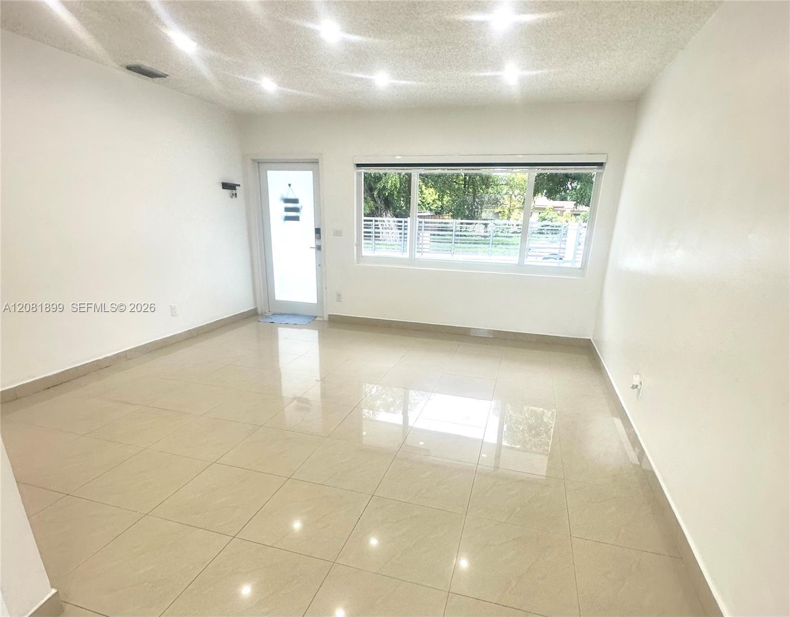 6605 W 6th Ave # 0, Hialeah FL 33012 photo 4