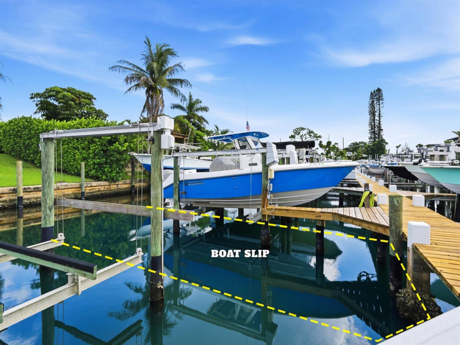 4564 SE Robertson Road, Stuart FL 34997 photo 2