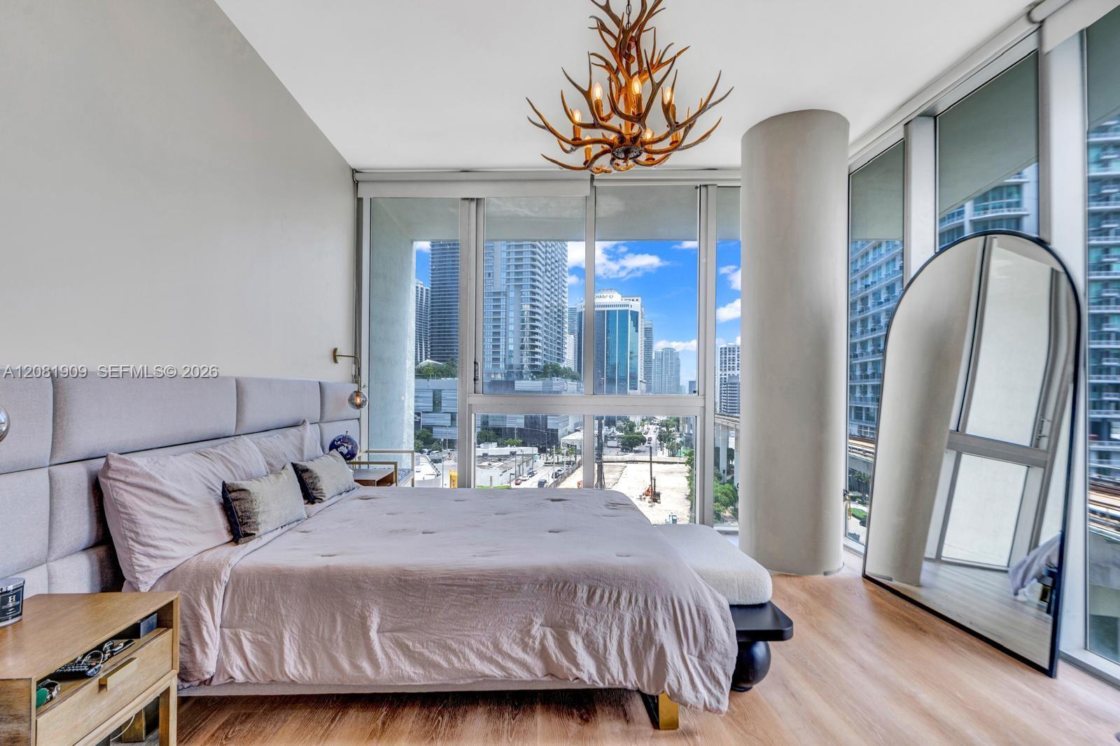 92 SW 3rd St # 901, Miami FL 33130 photo 5