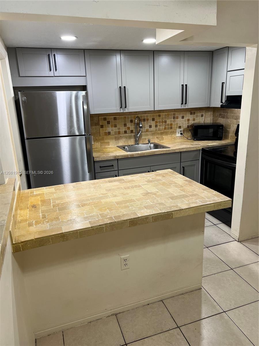 1515 NE 125th Ter # 407, North Miami FL 33161