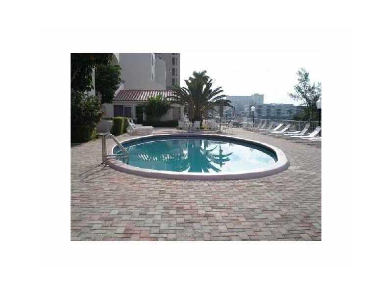 2840 NE 14th Street Causeway, Pompano Beach FL 33062 photo 4