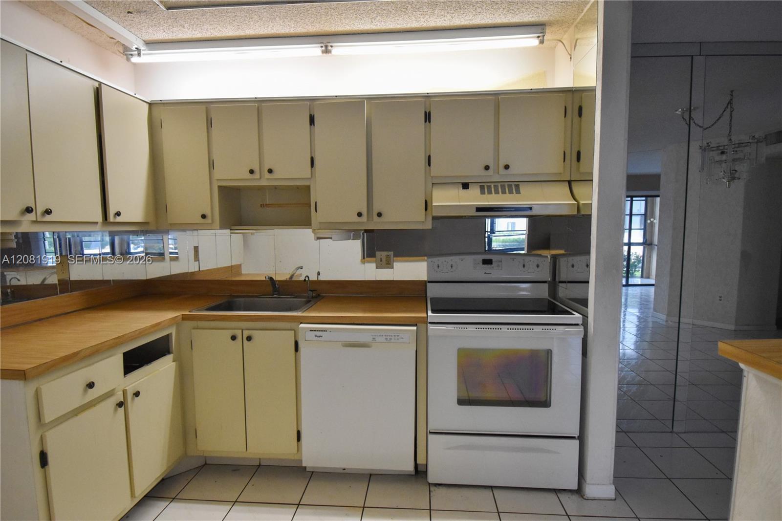 10761 W Clairmont Cir # 108, Tamarac FL 33321 photo 3