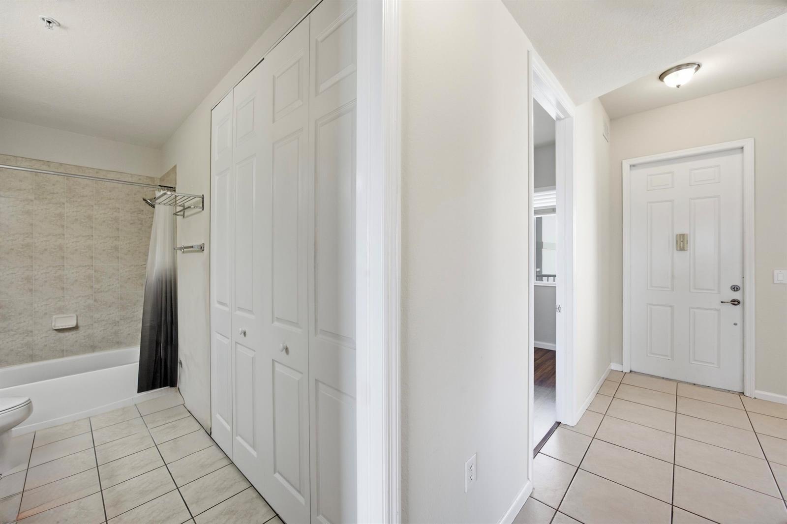 3500 OAKS CLUBHOUSE Drive # 510, Pompano Beach FL 33069 photo 5
