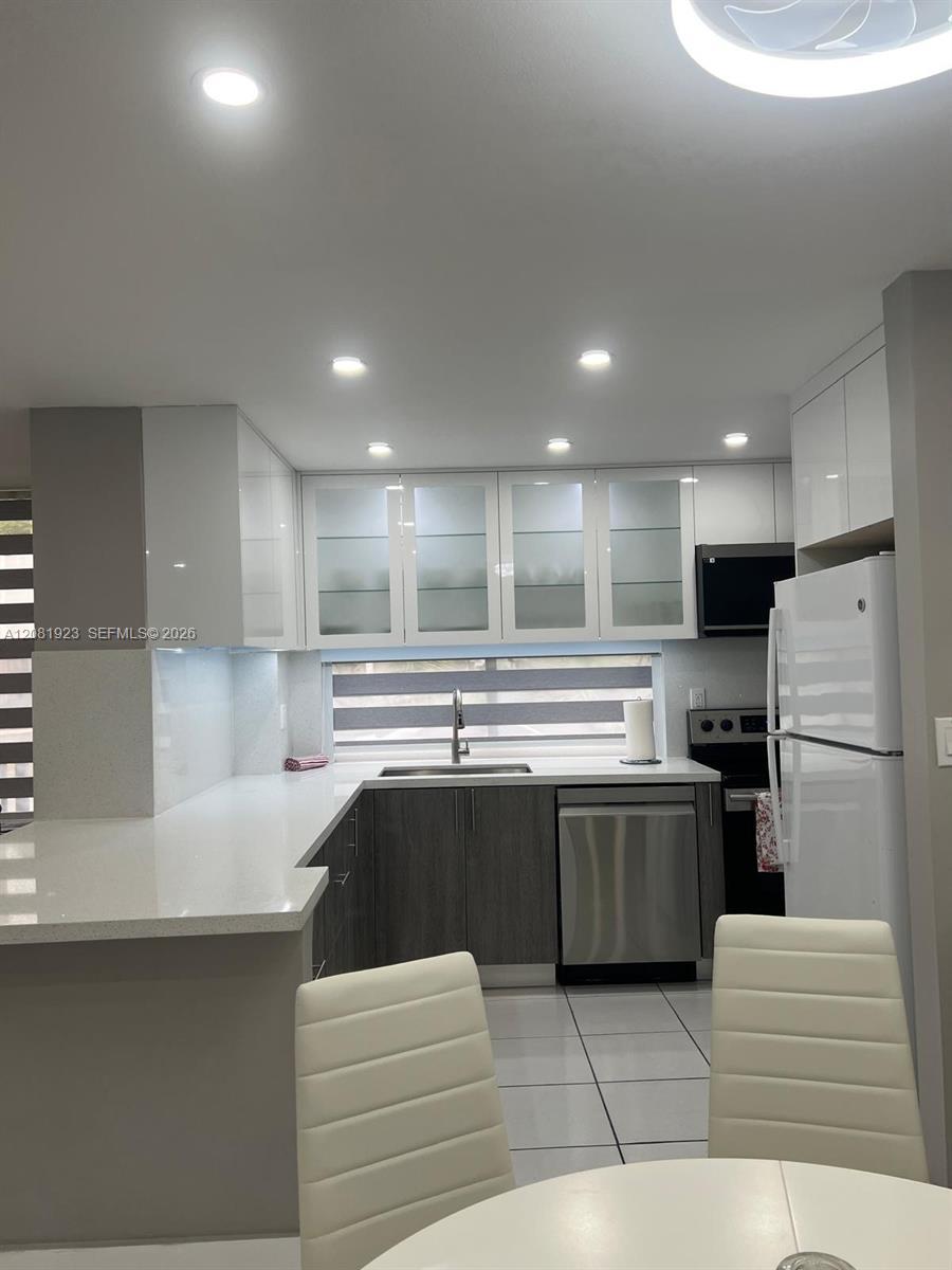 17011 N Bay Rd # 106, Sunny Isles Beach FL 33160 photo 3