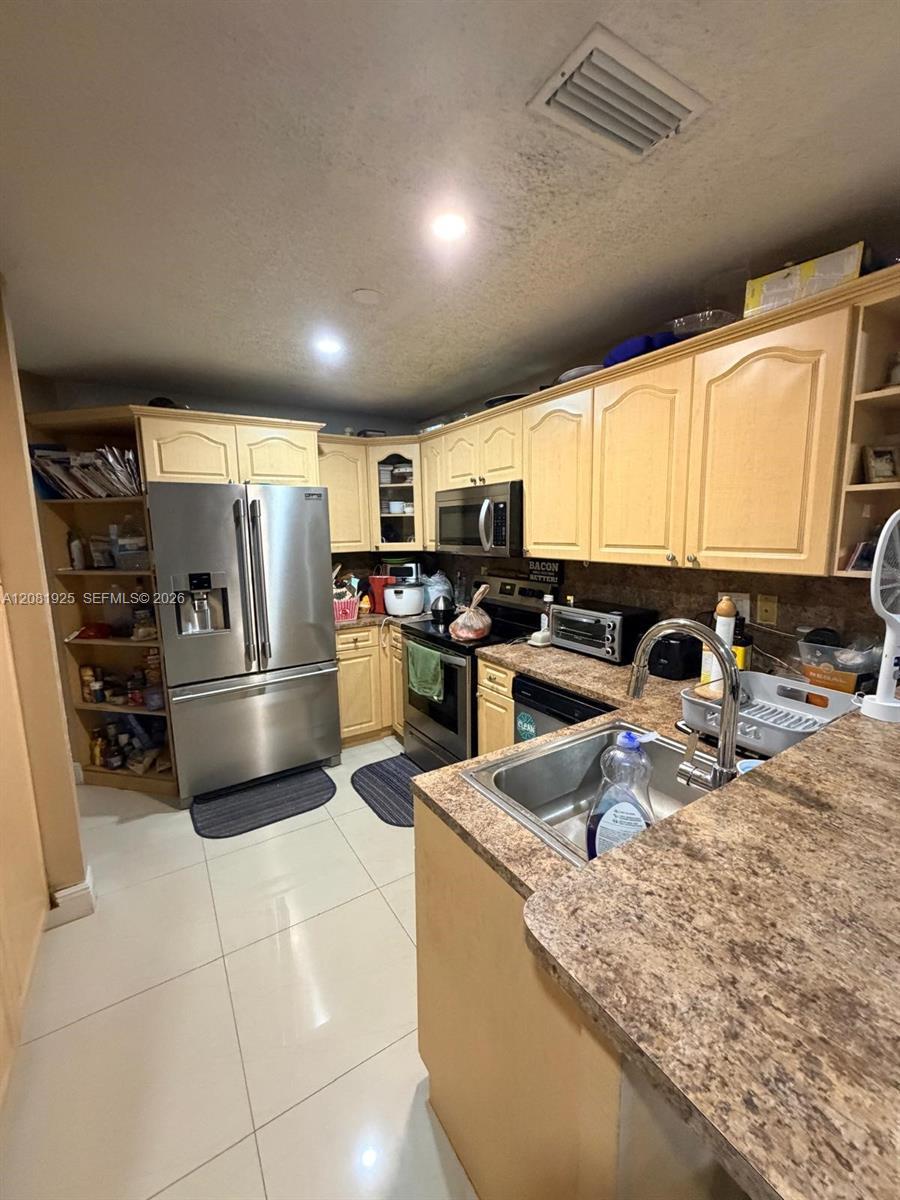18901 NW 55th Ave, Miami Gardens FL 33055 photo 4