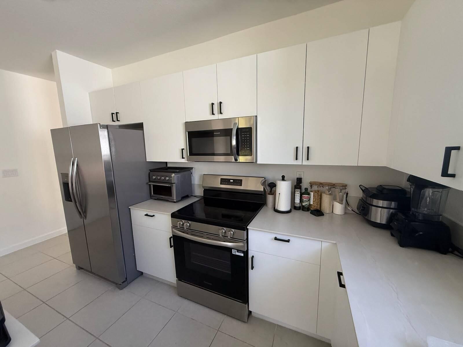 2402 SE 30th Street, Homestead FL 33033 photo 3