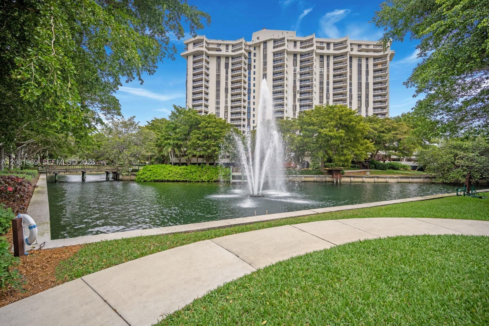 2000 Towerside Ter # 408, Miami FL 33138