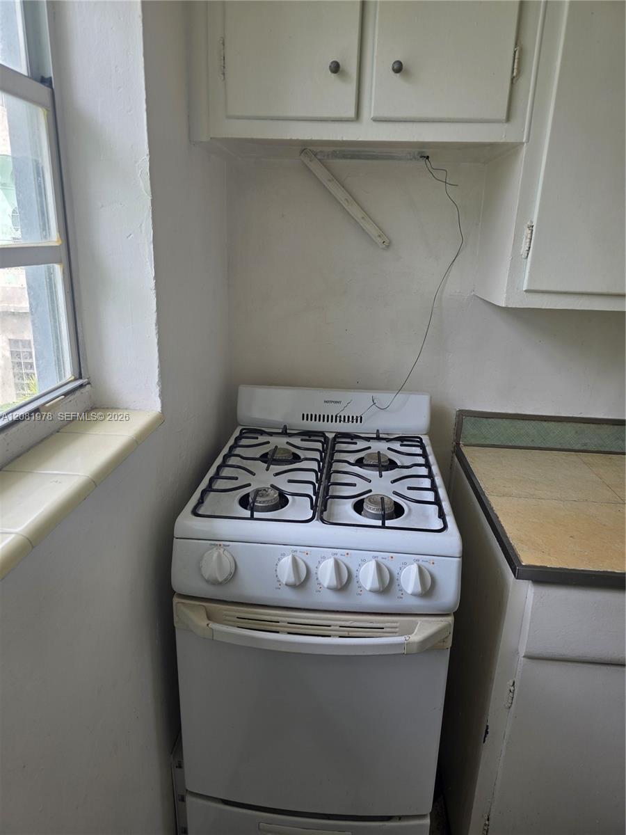635 8th St # 202, Miami Beach FL 33139 photo 4