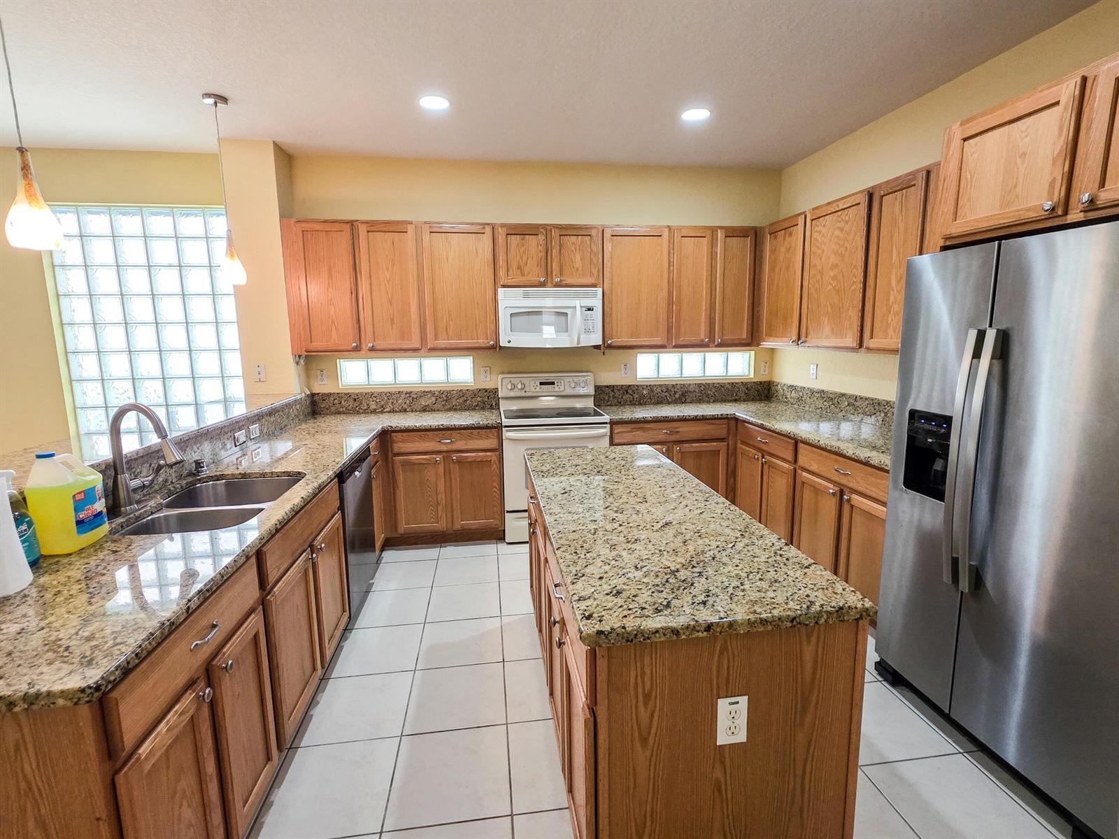 873 Gazetta Way, West Palm Beach FL 33413 photo 5