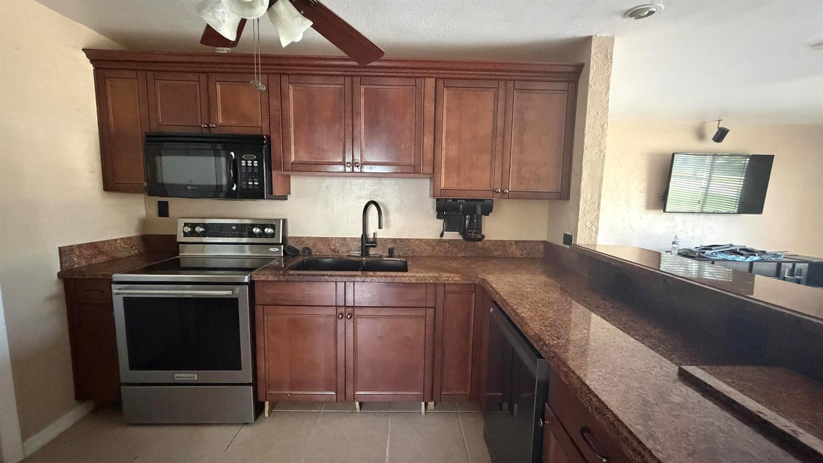 1531 NE 30TH Street, Pompano Beach FL 33064 photo 3