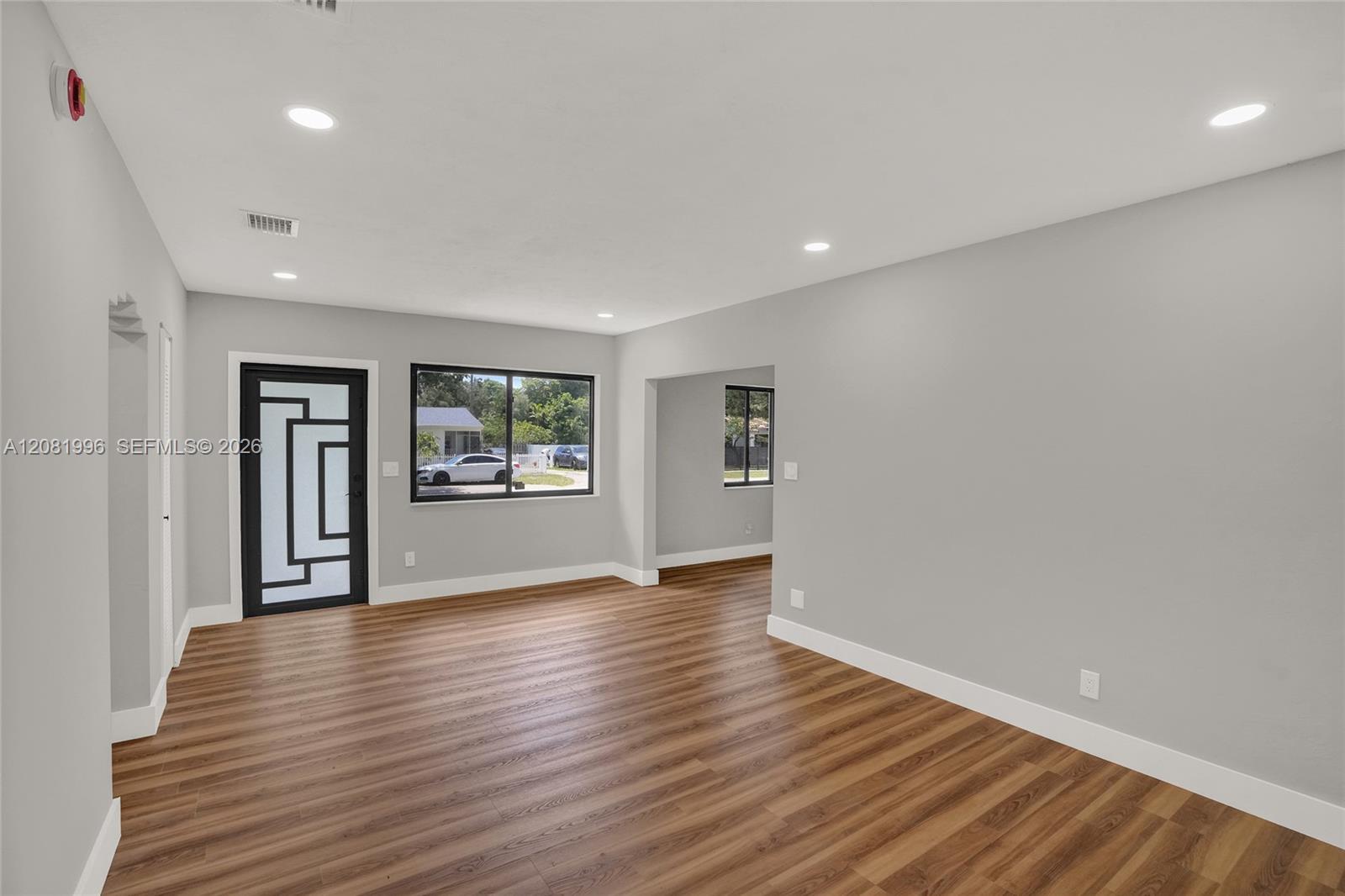555 NW 124th St, North Miami FL 33168 photo 3