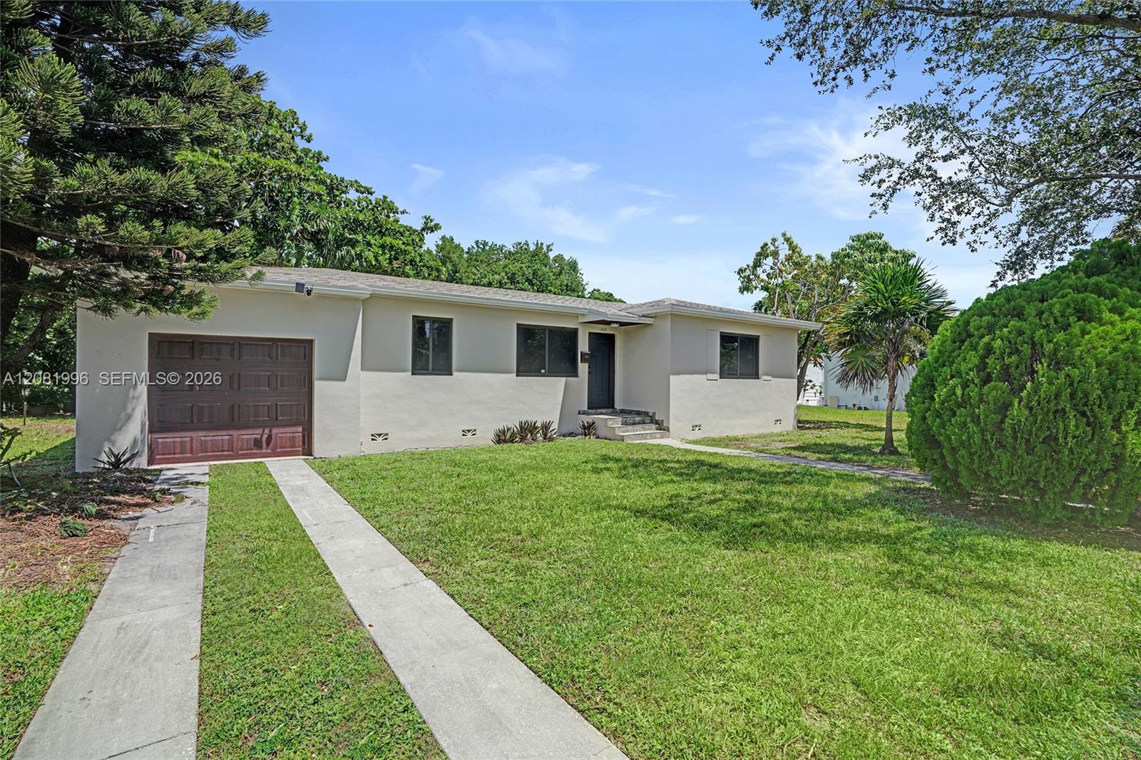 555 NW 124th St, North Miami FL 33168