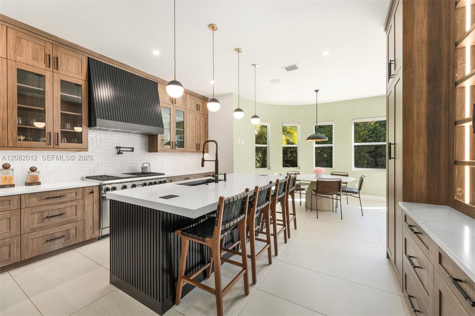 2181 N Bay Rd, Miami Beach FL 33140 photo 4