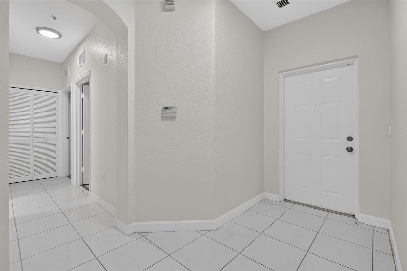 2103 SHOMA Drive # 122, Royal Palm Beach FL 33414 photo 4