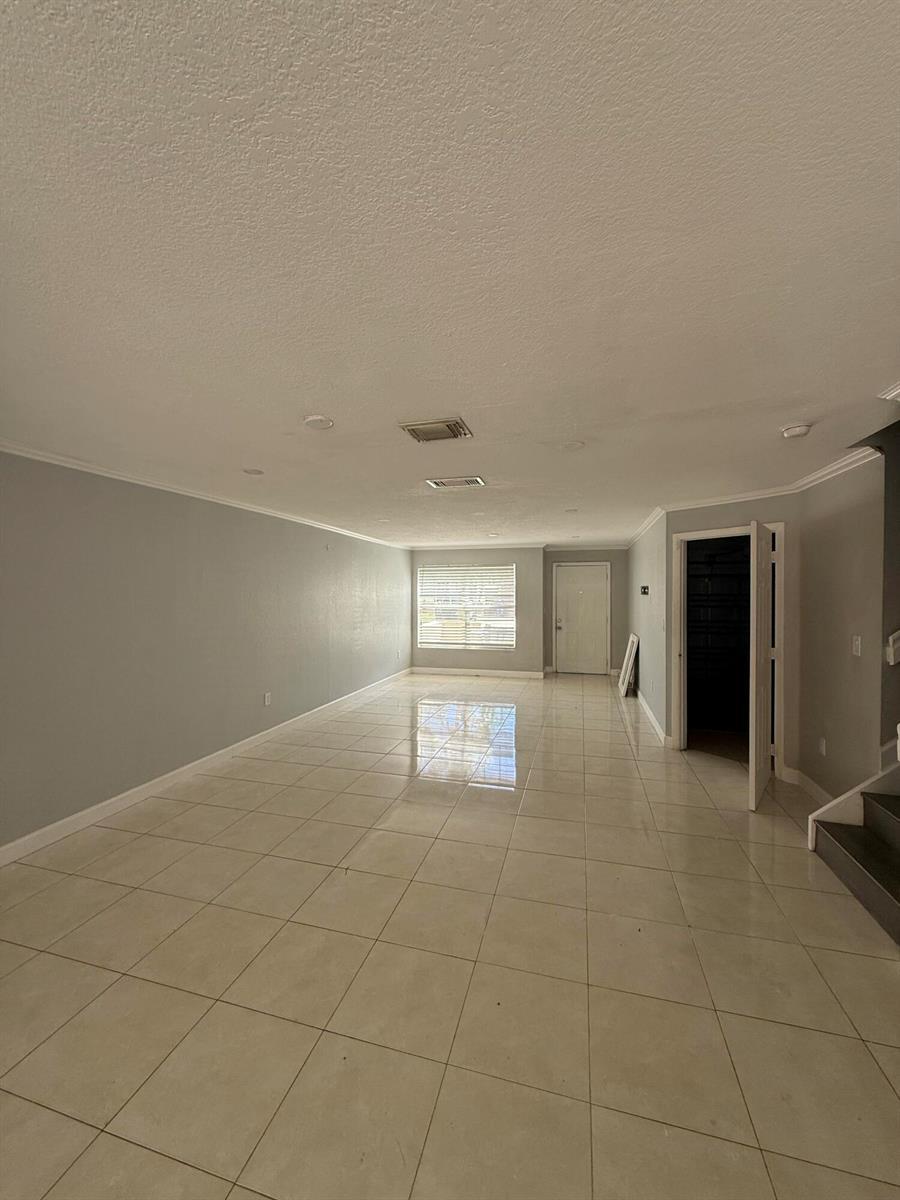 19802 NW 33rd Court, Miami Gardens FL 33056 photo 5