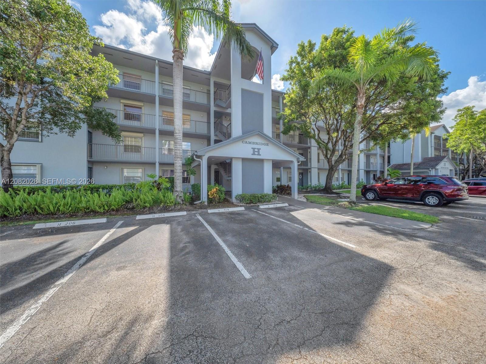 1401 SW 128th Ter # 304H, Pembroke Pines FL 33027 photo 2