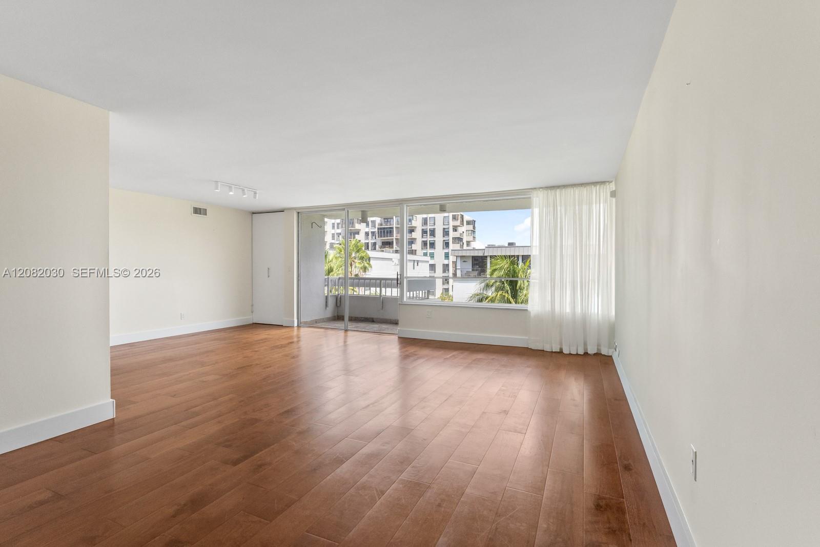150 Sunrise Dr # 5A, Key Biscayne FL 33149 photo 2