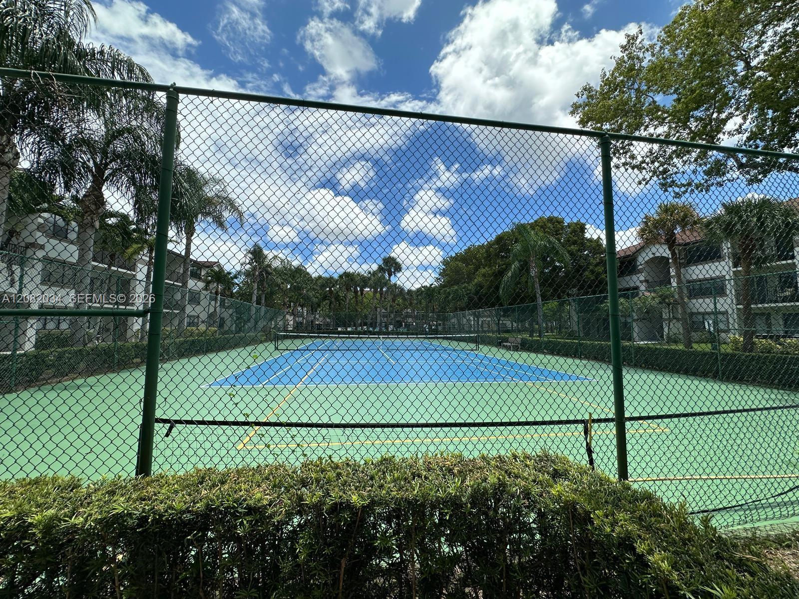 540 S Park Rd # 9, Hollywood FL 33021 photo 3