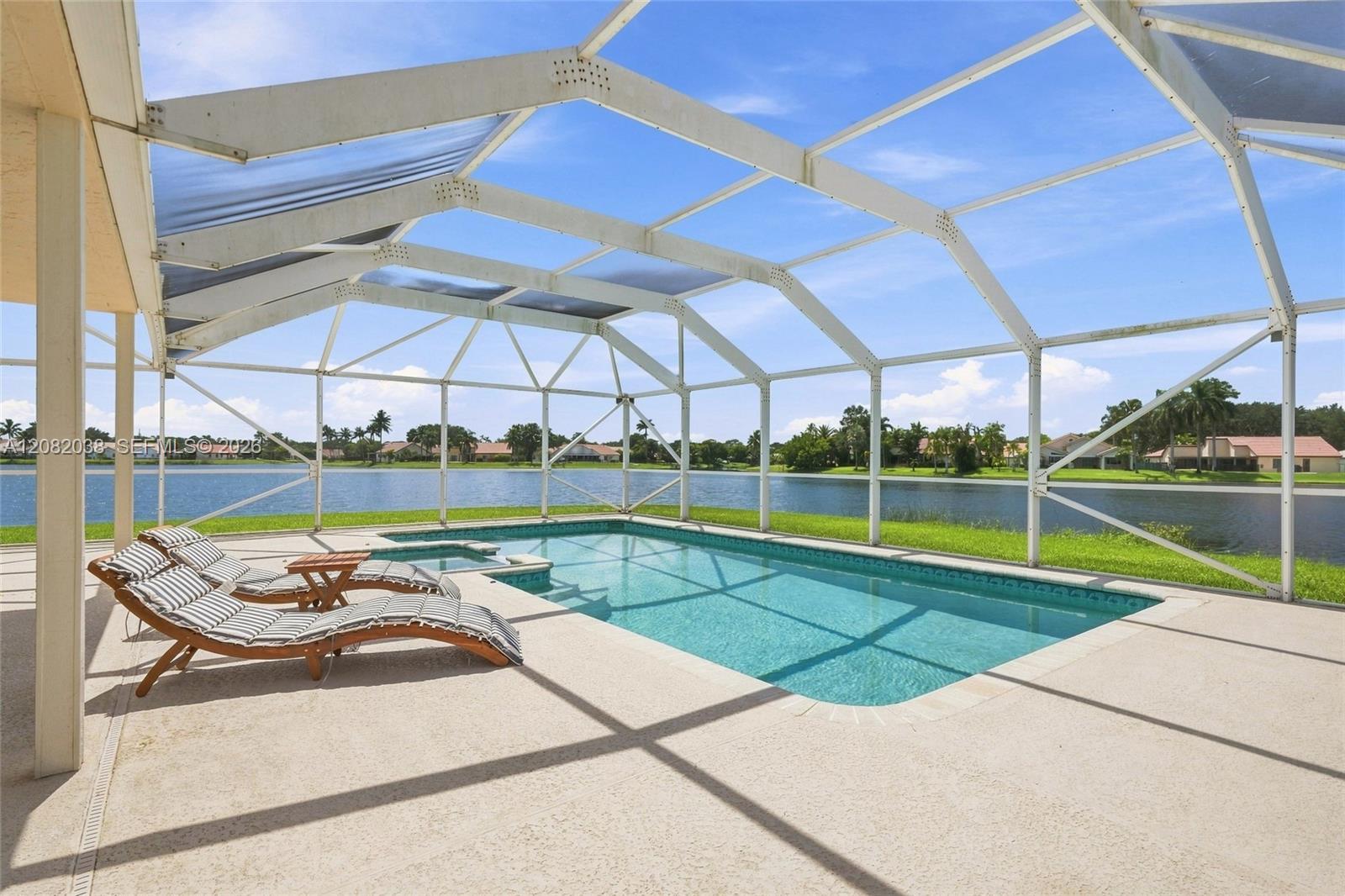 2873 Oak Park Cir, Davie FL 33328 photo 2
