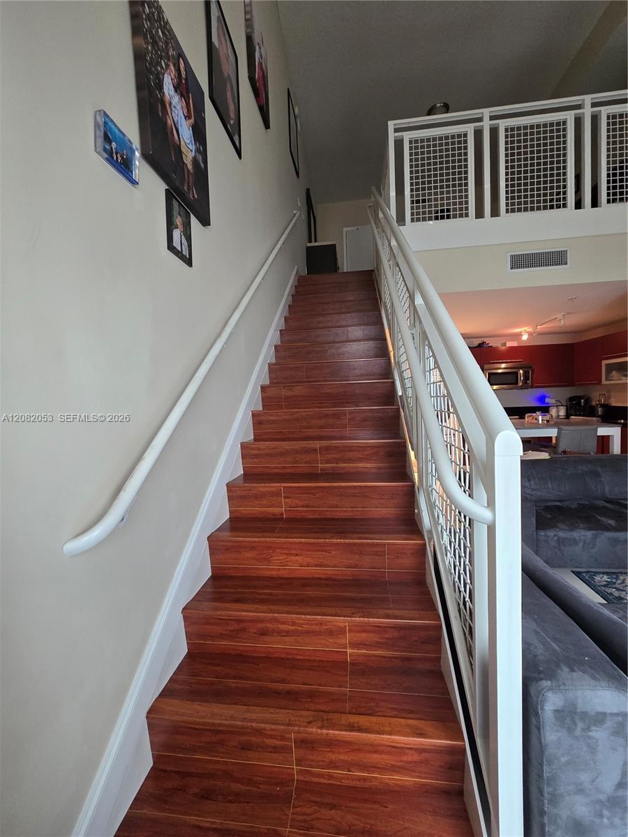 244 Biscayne Blvd # 652, Miami FL 33132 photo 4